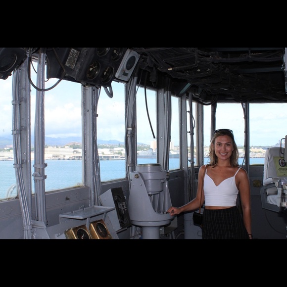 Meet your Posher, Mariah - Picture 3 of 3